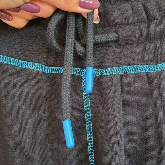 NWT Eleven Paris Men’s Exposed Seam Fleece Joggers Black W/Dresden Blue size S - Picture 8 of 13